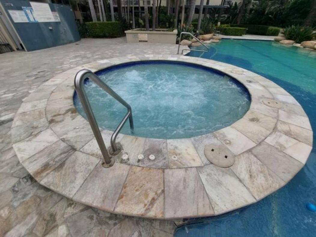 City/Valley Resort Apartment Brisbane Esterno foto